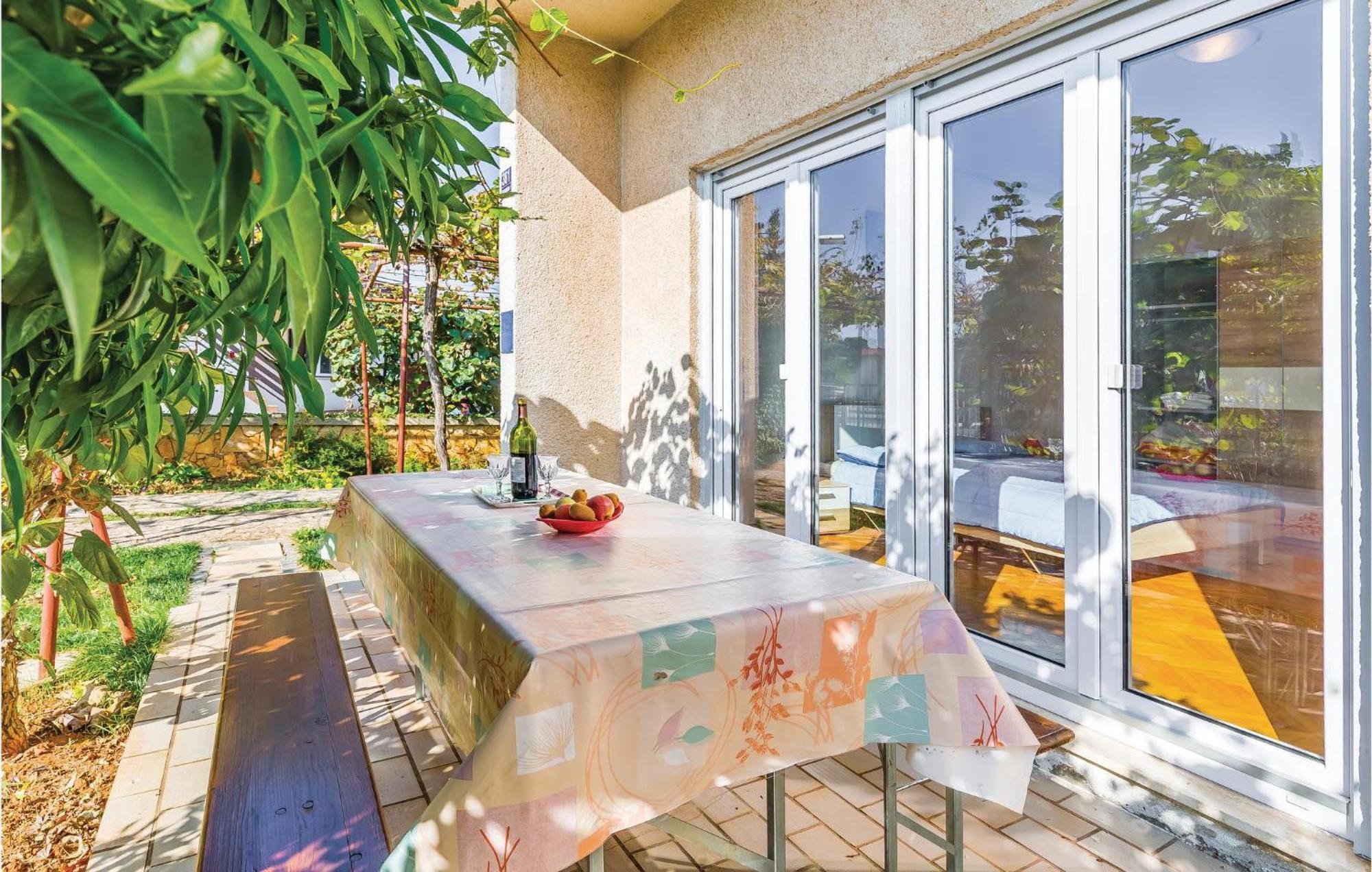 Lovely Apartment In Fazana With Kitchen Fažana Exterior foto