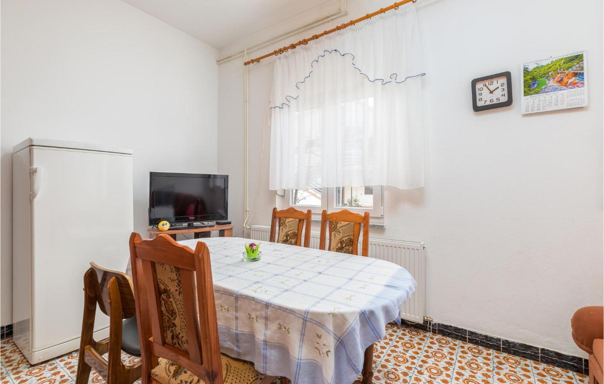 Lovely Apartment In Fazana With Kitchen Fažana Exterior foto