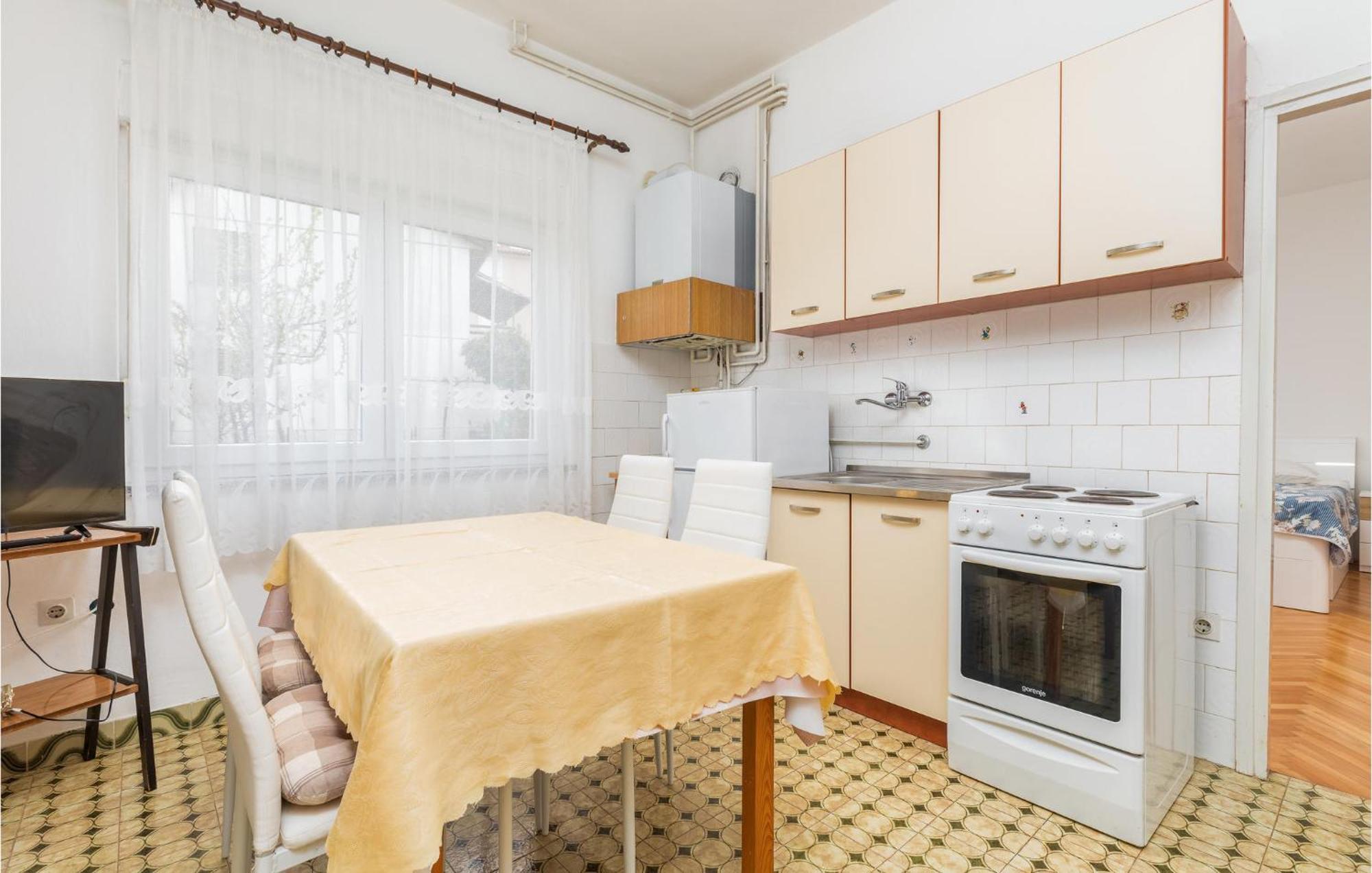 Lovely Apartment In Fazana With Kitchen Fažana Exterior foto
